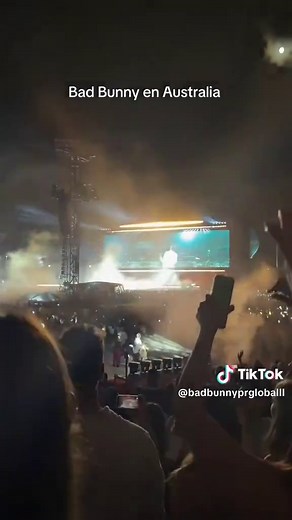 Bad Bunny en Sydney - DTMF World Tour