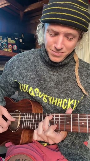 Playing a strange Instrument in a strange tuning