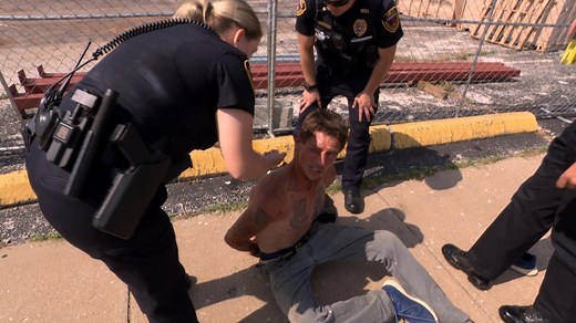 Watch Cops: Season 102, Episode 34, "Tased and Confused" Online - Fox Nation