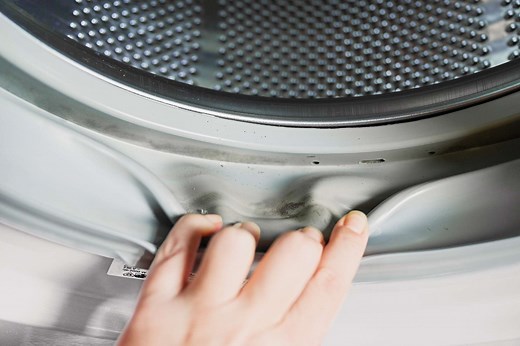 How to Get Rid of Stinky Mold in Your Washing Machine