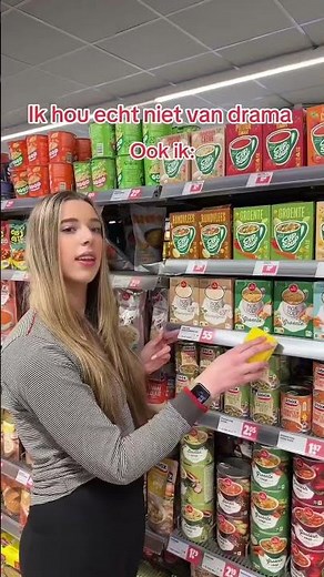 Dan komen die schoonmaakartikelen ineens héél goed van pas 😉#dirk #supermarkt #kanskoopjes #drama