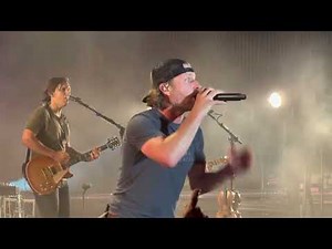 Dierks Bentley performing "What Was I Thinkin'?" LIVE at Memphis Botanic Garden, Memphis, TN