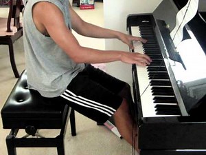 Bleeding Love- Leona Lewis Piano Cover