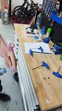 How to install a ABUS wheel lock on Moustache Xroad