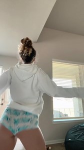 I almost forgot the dance for a sec 😂 #explore #explorepage | Karlye Taylor W.