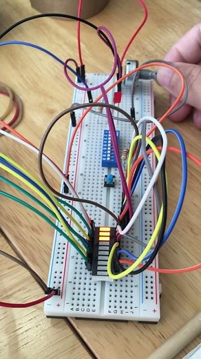 簡易Arduino展示：可變電阻控制LED排燈（Arduino Variable_Resistance with Bar LED）