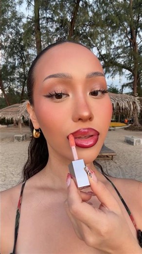 Sunset lip combo 🌅🌺 #makeup