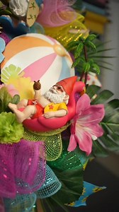 Tropical Santa on Vacation Wreath | Exotic Beach Christmas Door Decor - Etsy Canada