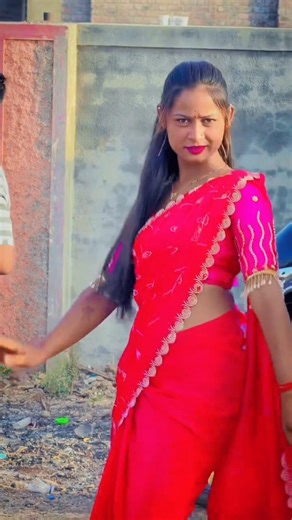 #पहाताच #पाखरा😍💃🔥❤️तुला ग #पिल्लू/काय #खतरनाक नाचली बाई/#banjo #viral #dance #shorts #trending #duet