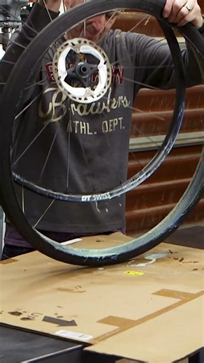 I'm tubeless, tired! #roadbike #cycling
