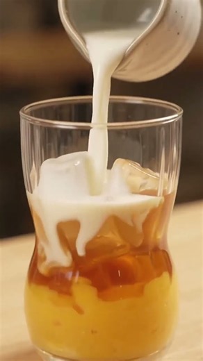 Mango Cream Iced Tea 🥭 | Refreshing & Aesthetic Summer Drink