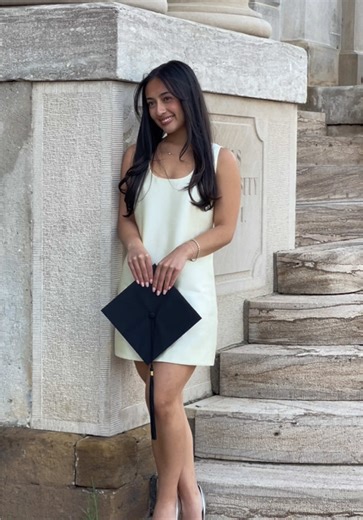 Grad Photos at Tuckernuck: Fashion Inspiration
