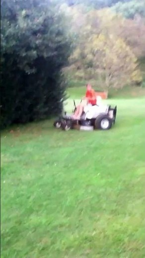 Zero turn lawn mower fail (ignore my laugh)