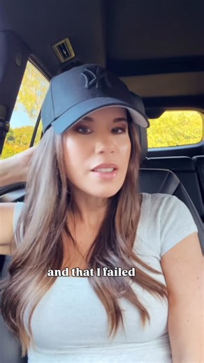 Michelle Lundstrom | I failed my 30-day no sugar reset…and here’s why I’m not mad about it.🙃 I realized that the moment I put strict rules around food, I felt... | Instagram