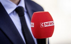 CNews détrône BFMTV et s’impose comme la première chaîne d’info en France