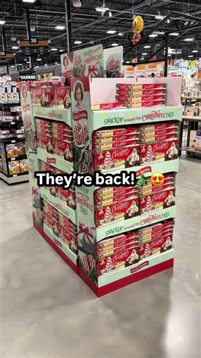 It's officially Christmas snack season! 🎄✨ #christmastok #littledebbie #foodie #dessert #fyp