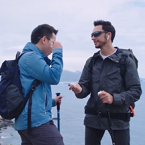 Timekettle M2 is a pair of earbuds that can also translate conversations offline in real time. 👉 https://www.indiegogo.com/projects/timekettle-m2-1st-offline-translation-earbuds/reft/17582366/gigadgets | GIGadgets