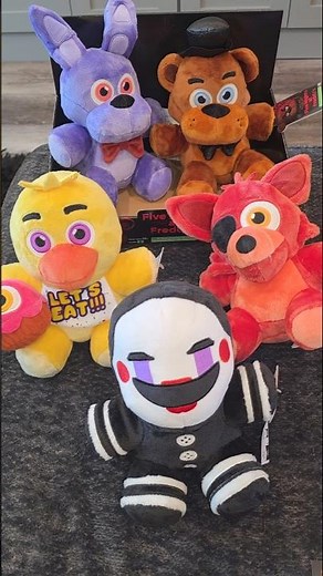 Full Set of New Official Jazwares Five Nights at Freddy's Plush