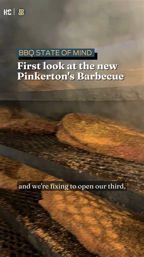 The retro neon sign announcing the new location of Pinkerton’s Barbecue, which opens Jan. 20 in the former 59 Diner space, spells out all the usual suspects of Texas smoked meats: BEEF – PORK – LINKS.⁠ ⁠ It’s a throwback to a time before social media and even television when barbecue joints advertised on signs and billboards and in classified ads where every letter cost money and brevity proved economical. Instead of announcing the Texas trinity as “brisket, pork ribs and sausage,” it paid to ke