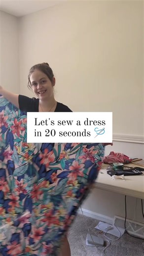 The perfect maternity summer dressusing our Zelouf Fabrics in SKYLAR RAYON CREPE | 12639-4638🌞🌸. ✨Use code SUNNYDAYS for 15% off your entire order✨ #zelouffabrics #madewithzelouf #zeloufinternational #summer #summervibes #sewing #sew #sewingproject #sewingprojects #fabricstore #fabric #fabrics #fabricsandfashion #sewingblogger #sewingblog #affordablefabrics #fashiondesign #diy #design #fashion