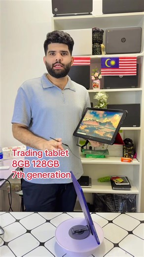 Compact Trading Tablet with 8GB RAM