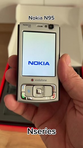 Nokia N95 Vintage Phone - Nostalgic Nseries GSM Kult