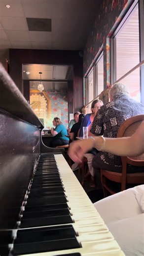 Beethoven Virus piano brunch music