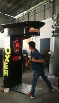 【Punching Machine Challenge】Test Your Power & Reflexes! Challenge Yourself and Win! 💥🥊