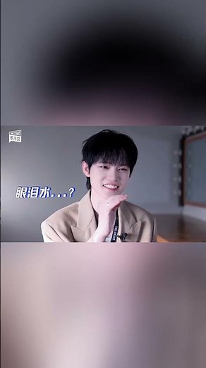 #钟辰乐 用上海话介绍专辑有点“烫嘴”，疯狂求助场外 #歌手说 | TME腾讯音乐 | 2025流行音乐