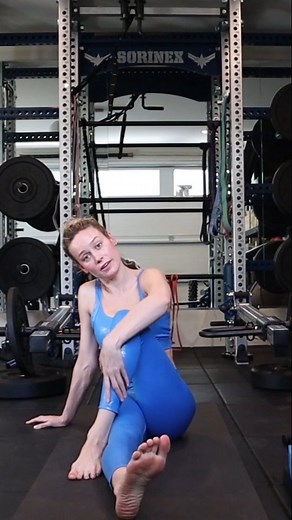 pretty celeb feet  on Instagram: "Brie Larson #feet #toes #soles #prettyfeet #prettytoes #celebrity #celeb #celebrityfeet #celebfeet @brielarson"