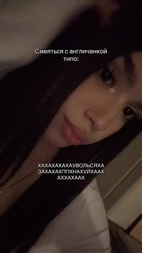 kasswwyy (@karollwq__)’s video of laughing in serious situations in class