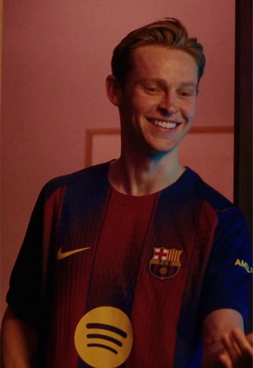 Ambilight TV: Experience FC Barcelona Stadium Moments Live