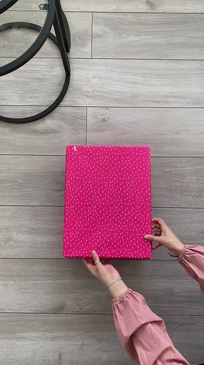 large burstbox #burstbox #burst #box #surprise #gift #present #chocolate #sweets #chocolate #box #fyp #foryoupage