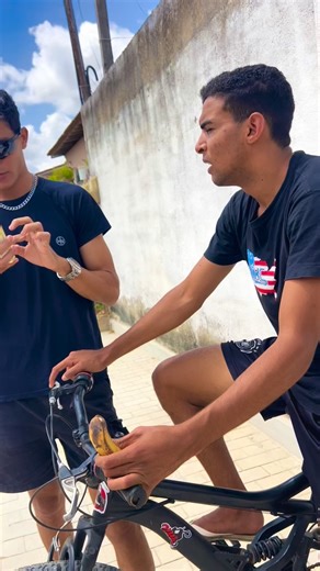 Reinaldo.tayllor on Instagram: "📢Atenção 📶 NETZOOM INTERNET FIBRA ÓPTICA para você navegar tranquilo. Qualquer plano apenas: R$49.99* Durante os 3 Primeiros Meses ______________________ 400 Megas R$ 74,99/ Mês 600 Megas R$ 99,90/ Mês. 📞84988150806 @netzoomprovedor"