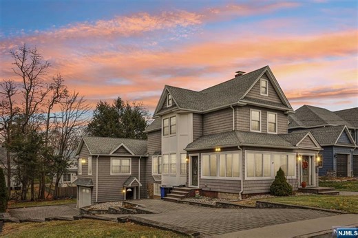 55 N Maple Ave, Park Ridge, NJ 07656 - MLS 24038677 - Coldwell Banker