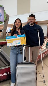 Aruba Airport ta uni 🫶🏼🎄Pa gana e boarding pass aki join e giveaway door di: 1. Like e video aki y Follow @Arubaairport 2. Comment bou di e video aki dicon abo merece di gana e boarding pass 3. Share e video aki Lo anuncia e ganado dia 10 di januari 2025 ✈️🩵 #aua #arubaairport #aruba #onehappyisland | Queen Beatrix International Airport