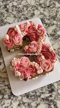 Number 3 cookie cake #cookiecake #cakevideos #decoratingtips #cakedecorating #numbercake