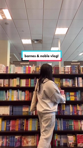 pov: we’re besties going to barnes & noble together #barnesandnoble #barnesandnoblevlog #vlog #booktok