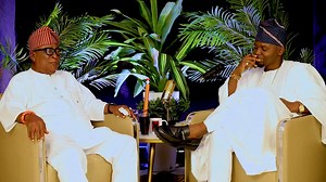 😂😂😂 Can you imagine that these Babas were doing height measuring contest? What's it with people who are not so tall & height? (respectfully said!). @gen.kollingtonayinla is always a riot! LINK TO FULL VIDEO https://youtu.be/NJcMeX7mZfk #tejubabyface #tejubabyfaceshow | Teju BabyFace