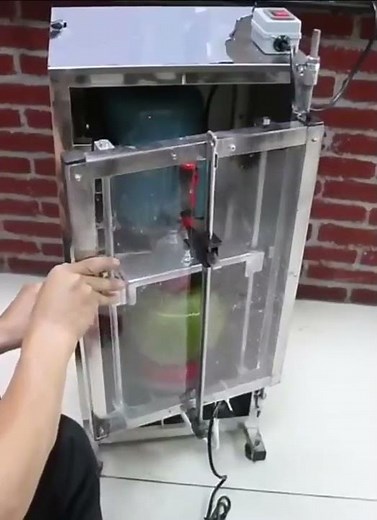 Kolice CO-1800W Electric Coconut Shell Opening Machine