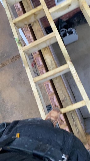 Flat Roof Extension Techniques for Young Carpenters