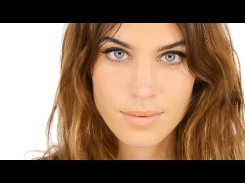 Alexa Chung Make-up Tutorial - Starring Alexa Chung!