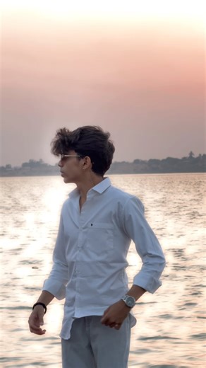 Vishwanath👾 on Instagram: "Lana Boy🫣 . . . . . . #cinematic #aesthetic #sea #outfits #sunset #edit #model #nature #démon #vintage #oldmoney #fashion #god #lord #reels #instagram #black #white #viral #reelsinstagram #trend #trendingsongs #beach #lanadelrey #asthetic #fypシ #fyp #explore"
