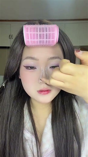 Master the Art of Contouring with Clumsy Hands