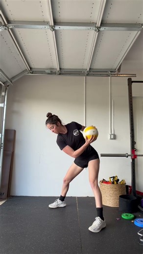 Lawn Mower Row/Rotational Ball Slam Superset