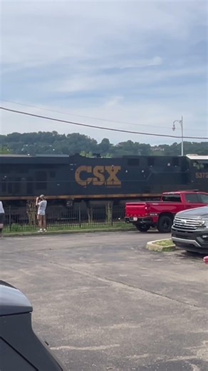 CSX Mixed Freight Passing thru Homestead, PA