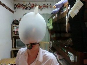 ゴム手袋頭に被って爆発 blowing up a rubber glove on my head ＰＤＳ