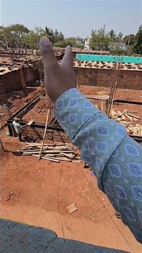 1000 square feet 2 bedroom with shop car parking house