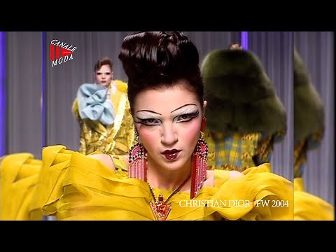 CHRISTIAN DIOR Fall Winter 2004 Paris 4K - Canale Moda