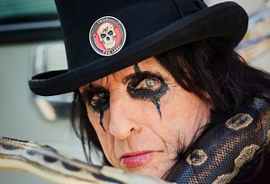 ALICE COOPER Announces 'Road' Album Details, Shares 'I'm Alice' Single